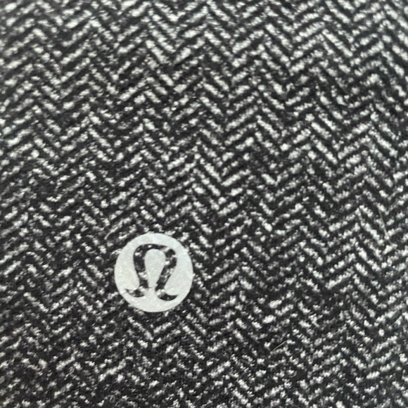 Lululemon leggings - Picture 3 of 4